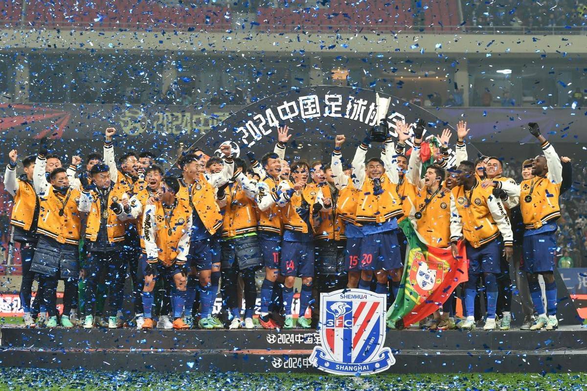 谁将夺冠？国内足球冠军问鼎谁手中？的简单介绍